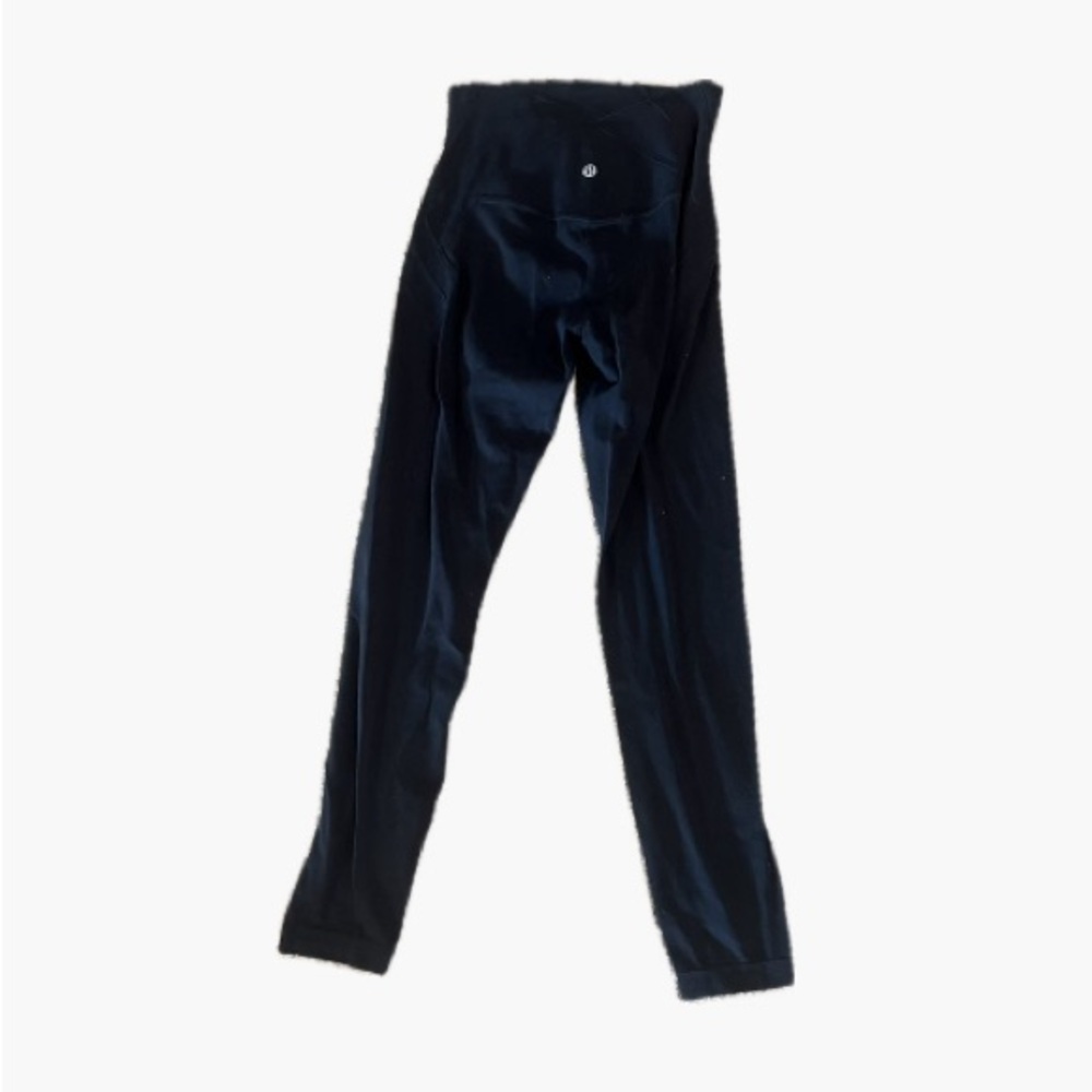 Black Lululemon 25in leggings